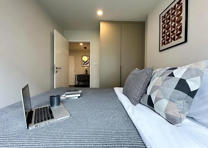 Stylish Tropical L 2br - Ultra Fast Wifi - Sathorn Bangkok